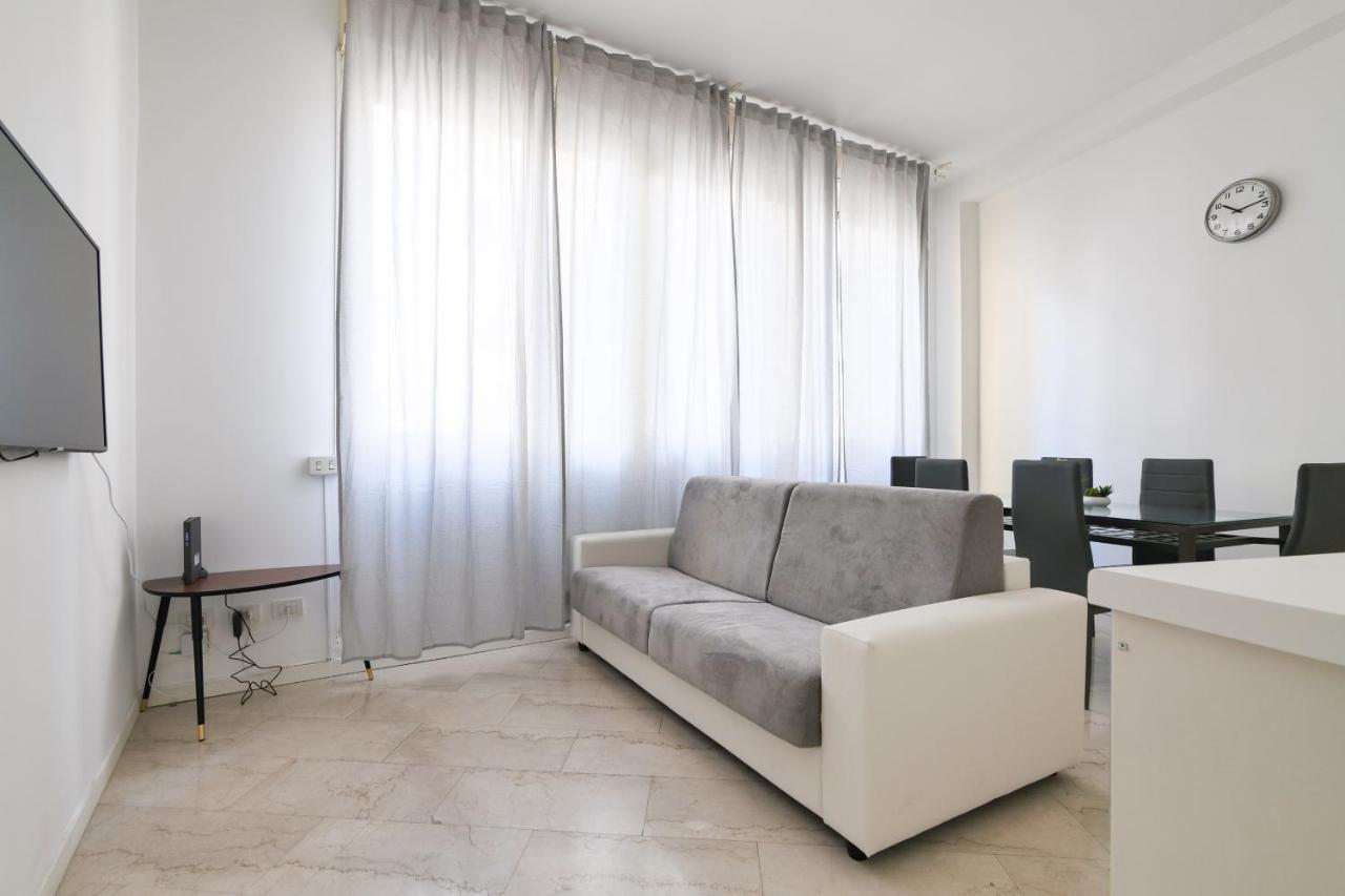 Prestige Boutique Homes - Duomo 1 Milan Exterior photo
