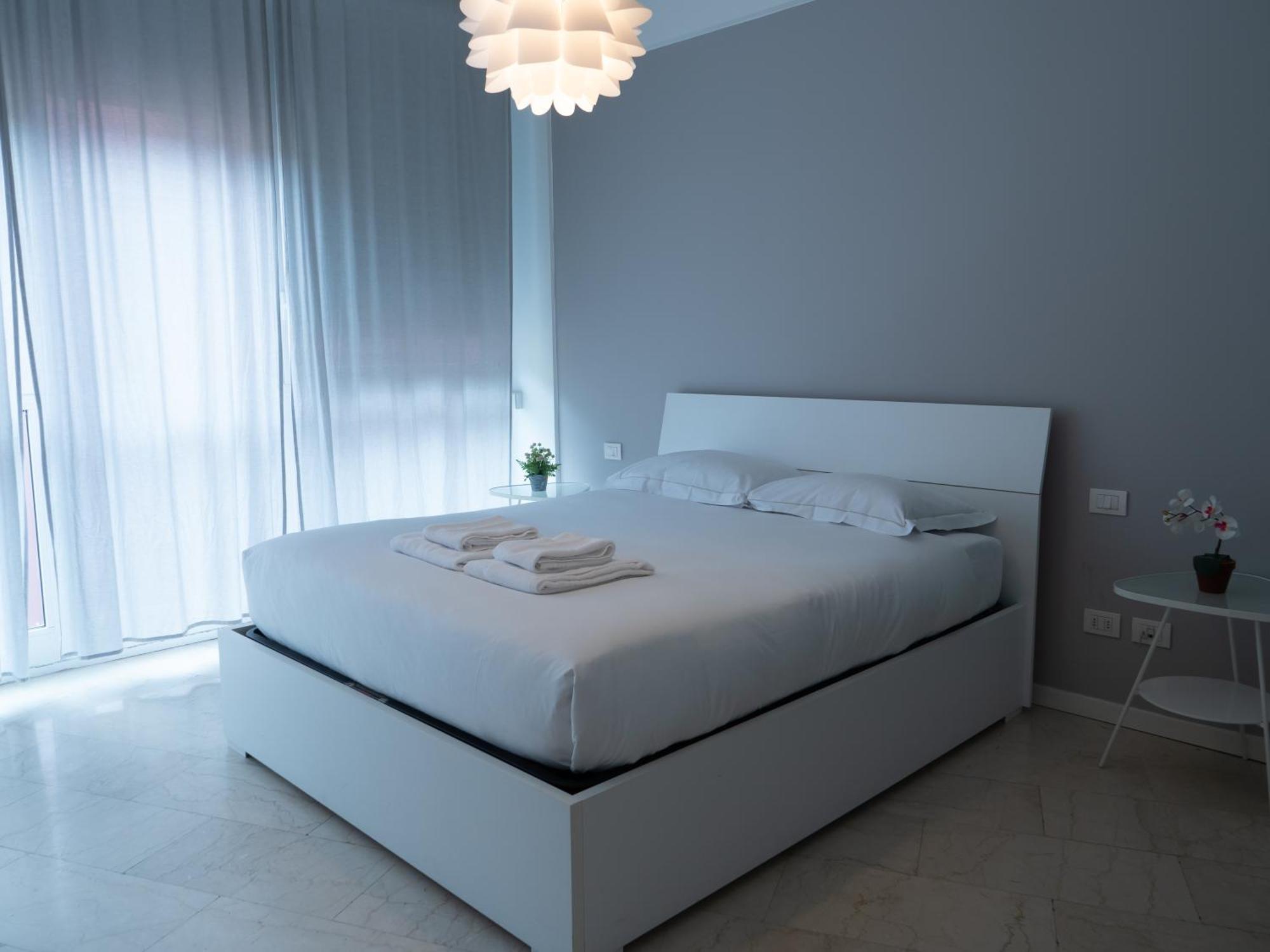 Prestige Boutique Homes - Duomo 1 Milan Exterior photo